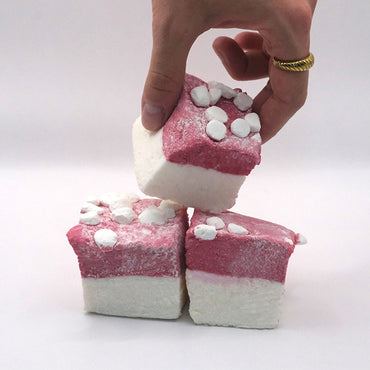Strawberry Cheesecake New York Meringue Marshmallow - Marshmallowstore.nl